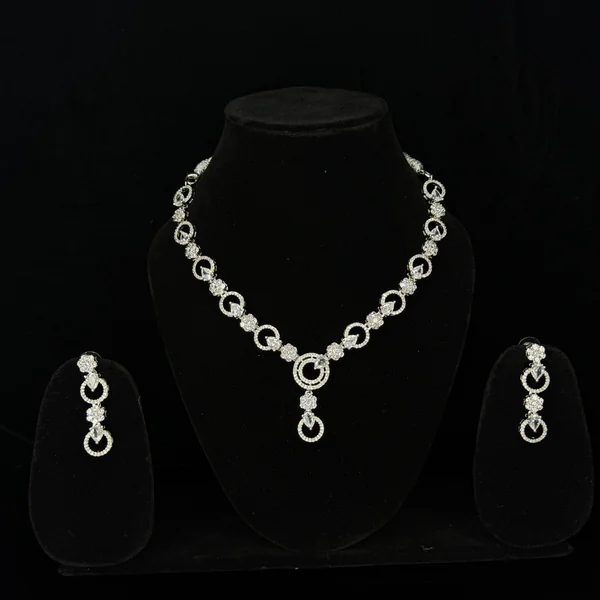 Halo Link Set - Necklaces from BLINGARI luxury Indian fashion collection