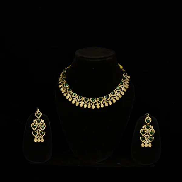 Emerald Noor Set - Necklaces from BLINGARI luxury Indian fashion collection