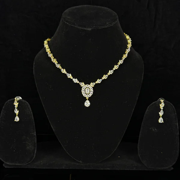 Verde Halo Set White - Necklaces from BLINGARI luxury Indian fashion collection